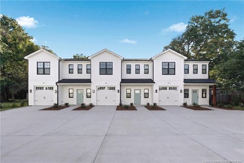 3927 Hamilton St, Hope Mills, NC, 28348-2386 | Card Image