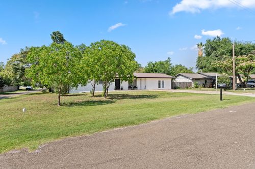 1200 Ash Dr, Marble Falls, TX, 78654-7231 | Card Image