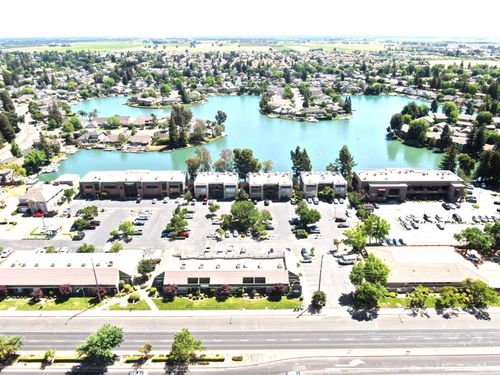 ste-f-1816 W Kettleman Ln, Lodi, CA, 95242-4292 | Card Image