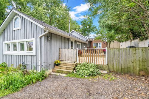 247 Williams Point Rd, Caesarea, ON, L0B1E0 | Card Image