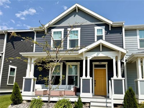 1687 St George Blvd, Billings, MT, 59101-7172 | Card Image