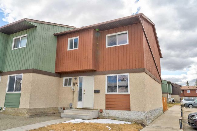 7812 Cedarwood Park, Home with 3 bedrooms, 1 bathrooms and 2 parking in Grande Prairie AB | Image 1