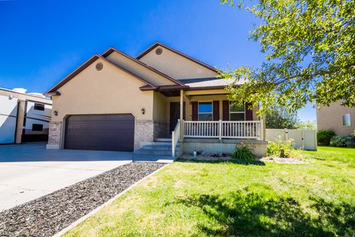 927 S 2050 W, Vernal, UT, 84078 | Card Image