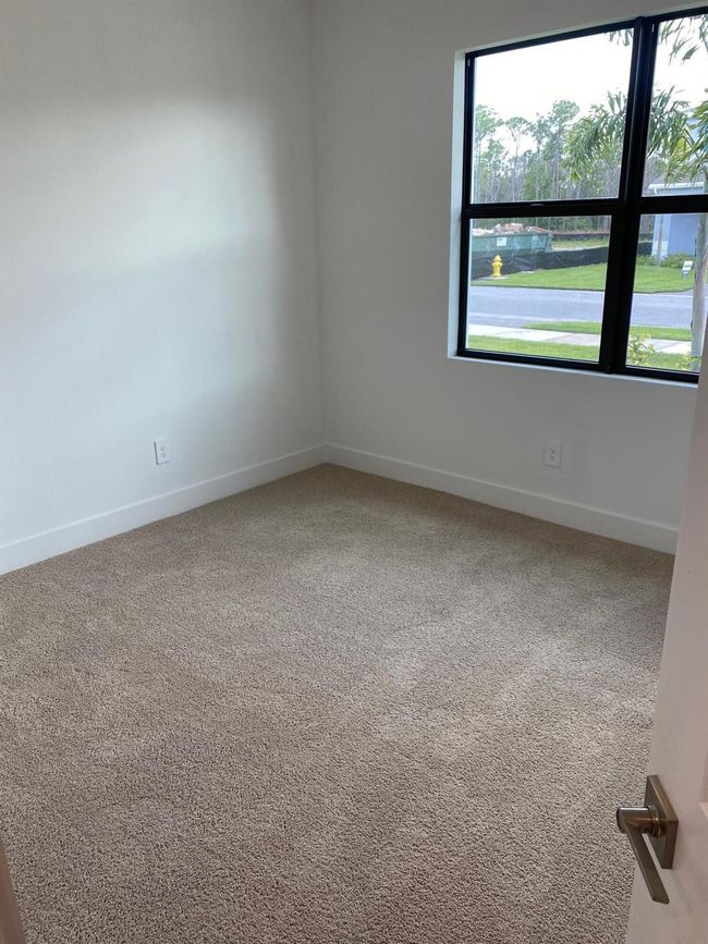 6821 Se Park Trace Dr, House other with 4 bedrooms, 2 bathrooms and null parking in Stuart FL | Image 9