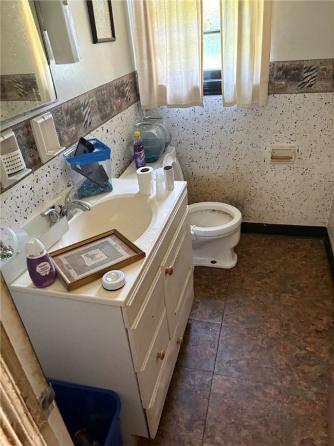 262 Simpson Rd, House other with 3 bedrooms, 2 bathrooms and null parking in Irondequoit NY | Image 4