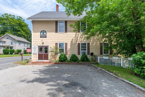 696 Kent Rd, Gaylordsville, CT, 06755-1311 | Card Image