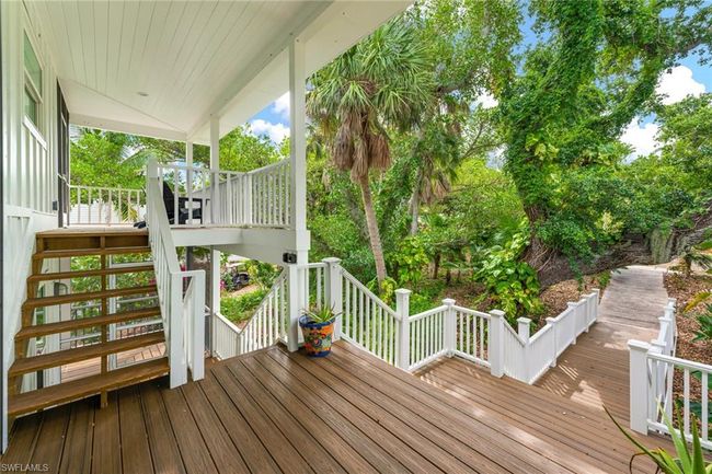 328 Useppa, House other with 5 bedrooms, 4 bathrooms and 1 parking in Useppa Island FL | Image 6