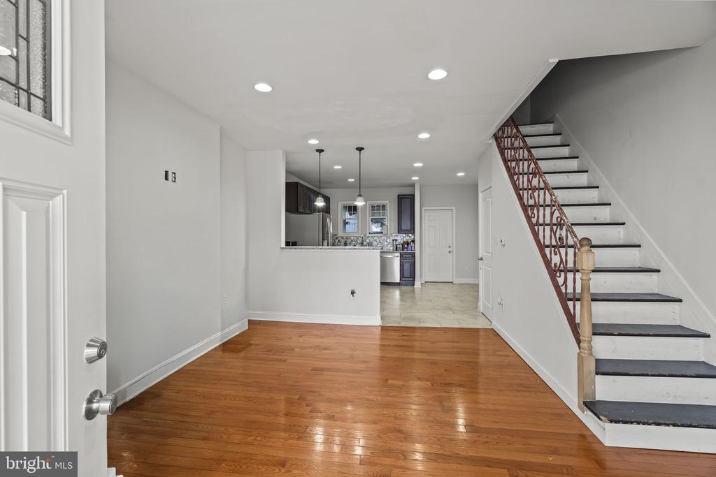 Residential in PHILADELPHIA 3