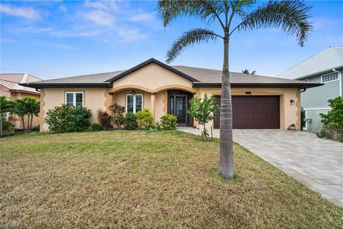 2405 Cherimoya Ln, St. James City, FL, 33956-2021 | Card Image