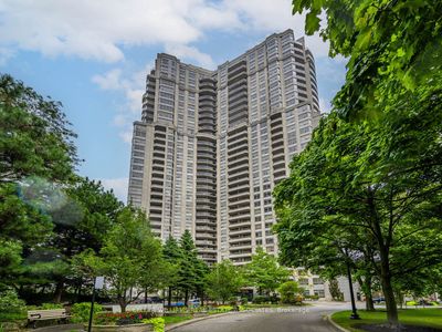 2112 - 35 Kingsbridge Garden Cir, Condo with 2 bedrooms, 2 bathrooms and 1 parking in Mississauga ON | Image 1