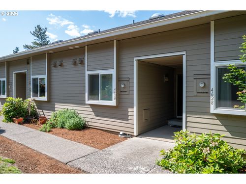 4628 Sw Comus Pl, Portland, OR, 97219 | Card Image