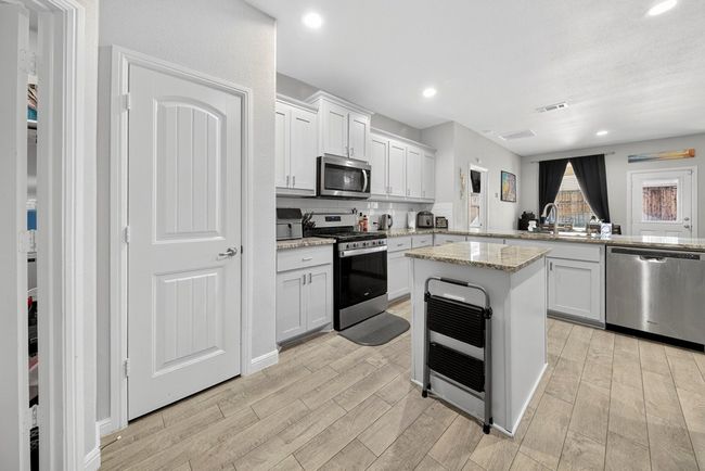 814 Founders Rd, House other with 3 bedrooms, 2 bathrooms and 2 parking in Midland TX | Image 10