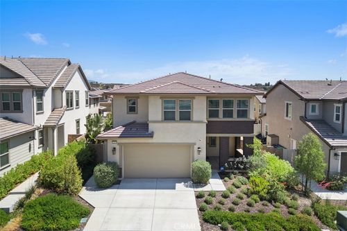 32059 Radiant Dr, Temecula, CA, 92591-0302 | Card Image