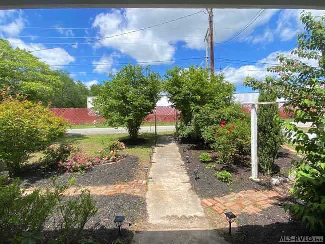 103 Seaboard Ave, House other with 2 bedrooms, 1 bathrooms and null parking in La Crosse VA | Image 5
