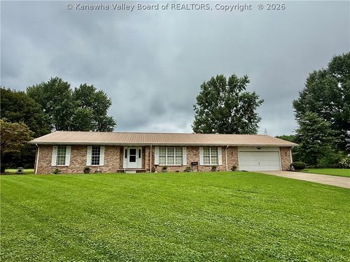 120 2nd Ave W, Ravenswood, WV, 26164-6104 | Card Image