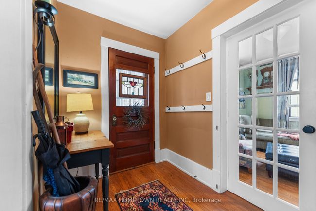 28 Centre St, House other with 4 bedrooms, 1 bathrooms and 4 parking in Edwardsburgh ON | Image 5
