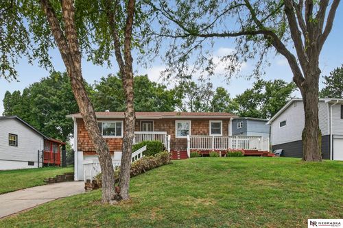 8506 Birch Dr, La Vista, NE, 68128-2402 | Card Image