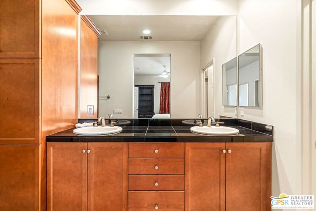 1490 Yermo Dr N, Townhouse with 3 bedrooms, 3 bathrooms and 4 parking in Palm Springs CA | Image 27