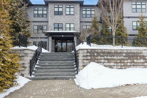 unit-a18-2075 Lafayette Rd, Portsmouth, NH, 03801-6105 | Card Image