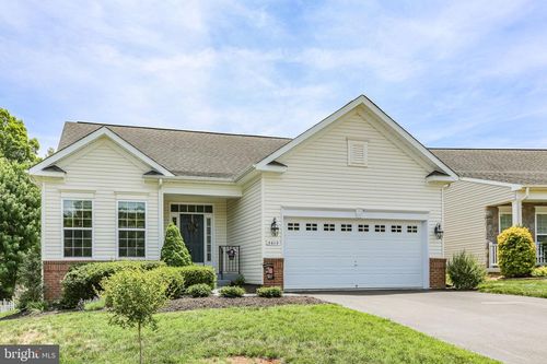 5612 Cedar Mountain Ct, FREDERICKSBURG, VA, 22407-9231 | Card Image