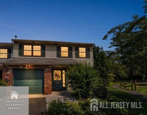 17 Walton Ct, East Brunswick, NJ, 08816-4070 | Card Image