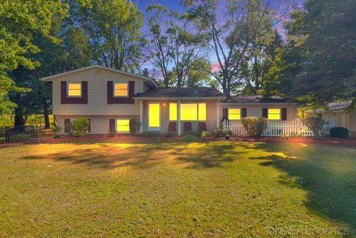 4204 Peck Rd, Croswell, MI, 48422-9700 | Card Image