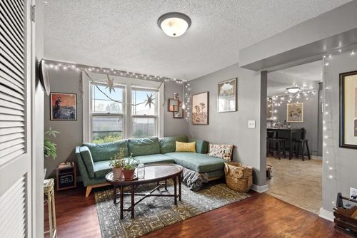 1320 Central Ave Ne, Minneapolis, MN, 55413-1515 | Card Image