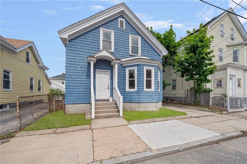 23 Grand St, Providence, RI, 02907-3009 | Card Image
