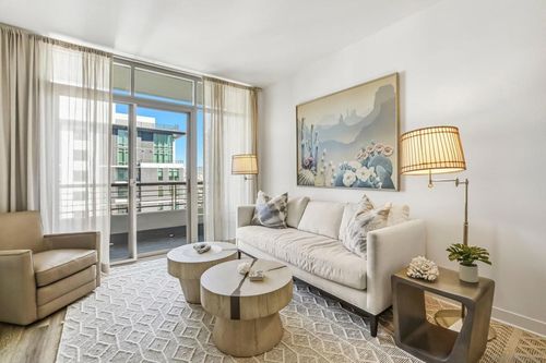 1607-425 W Beech, San Diego, CA, 92101 | Card Image