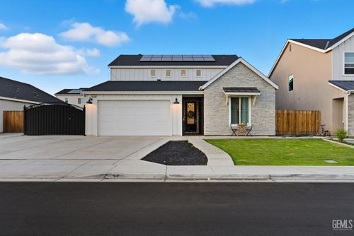 6716 Thunder Trail Dr, Bakersfield, CA, 93313-6236 | Card Image