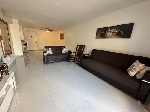 apt-214-4680 W 13th Ln, Hialeah, FL, 33012-3236 | Card Image