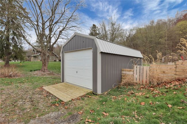 View of garage | Image 30