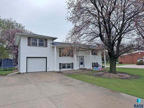 1212 Broadway St Street, Larchwood, IA, 51241 | Card Image