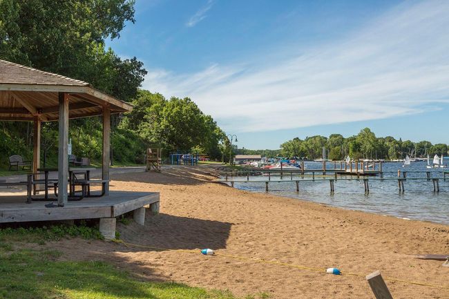 19075 Highland Ave, House other with 2 bedrooms, 1 bathrooms and null parking in Wayzata MN | Image 41