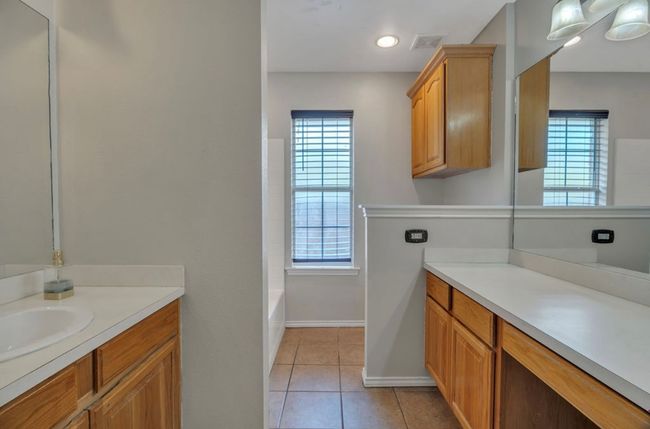105 Maple St, House other with 4 bedrooms, 2 bathrooms and 2 parking in Coahoma TX | Image 25