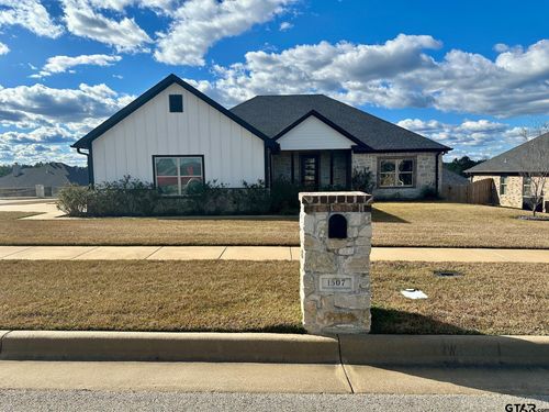 1507 Nate Cir, Bullard, TX, 75757-1234 | Card Image