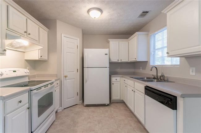 3856 Vine Stone Dr, House other with 3 bedrooms, 2 bathrooms and null parking in Lithonia GA | Image 12