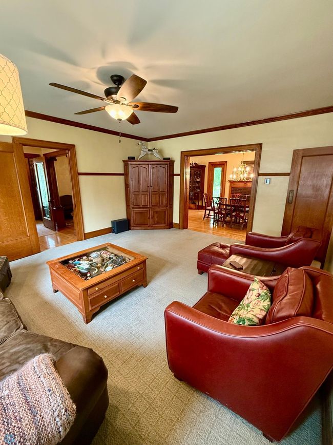 Family Room | Image 15