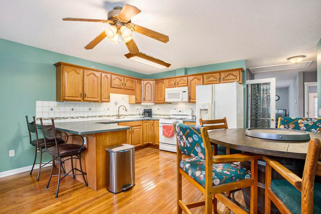 006__90a6309_11 | Image 9