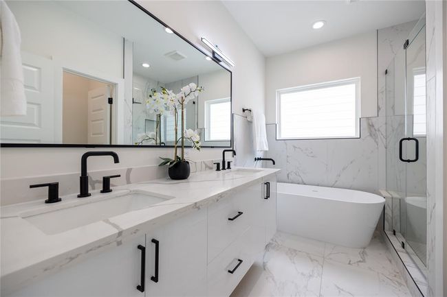 4102 Alice St, House other with 3 bedrooms, 4 bathrooms and null parking in Houston TX | Image 19