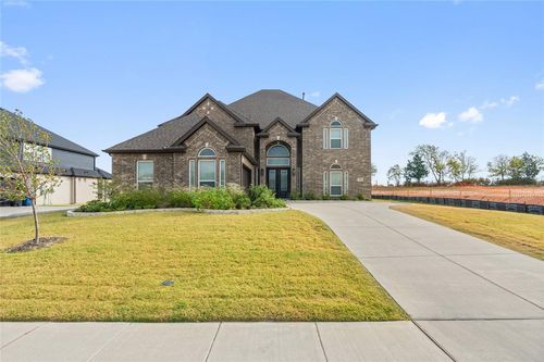 704 S Hidden Lakes Drive, Desoto, TX, 75115 | Card Image