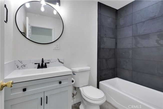 bathroom 2 | Image 19