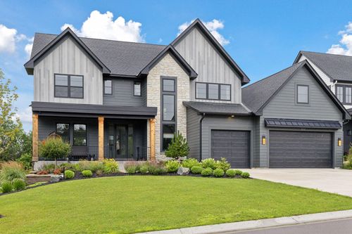 9592 Iron Horse Rd, Woodbury, MN, 55129-7589 | Card Image