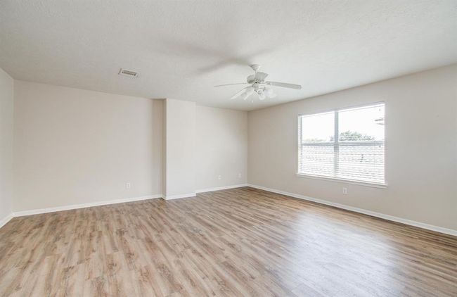 3410 Walden Creek Ln, House other with 3 bedrooms, 3 bathrooms and 2 parking in Pearland TX | Image 25