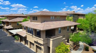 2095 - 20100 N 78 Th Place, Condo with 1 bedrooms, 1 bathrooms and null parking in Scottsdale AZ | Image 2