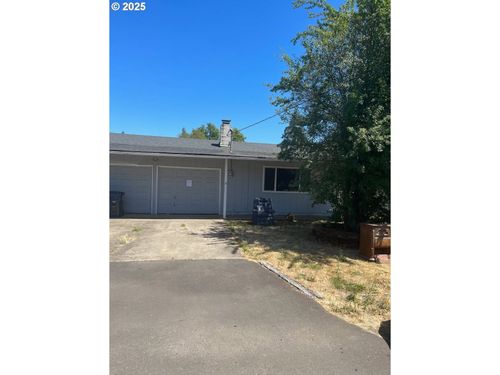 1215 Ellsworth St, Eugene, OR, 97402-6307 | Card Image