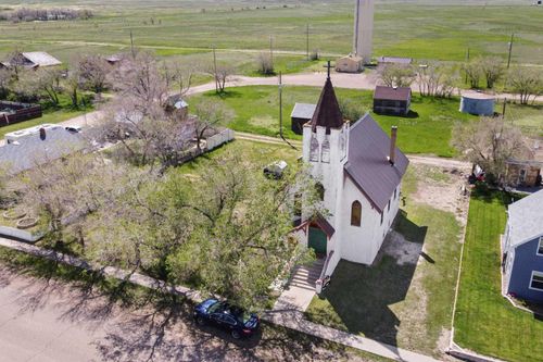 431 3 St W, Empress, AB, T0J1E0 | Card Image