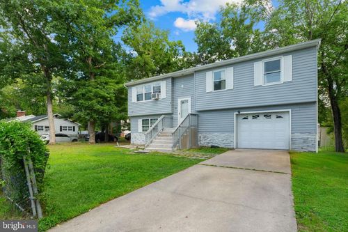 42 Press Ave, BROWNS MILLS, NJ, 08015-4050 | Card Image