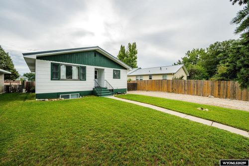 725 N Carrington Ave, Buffalo, WY, 82834-1527 | Card Image