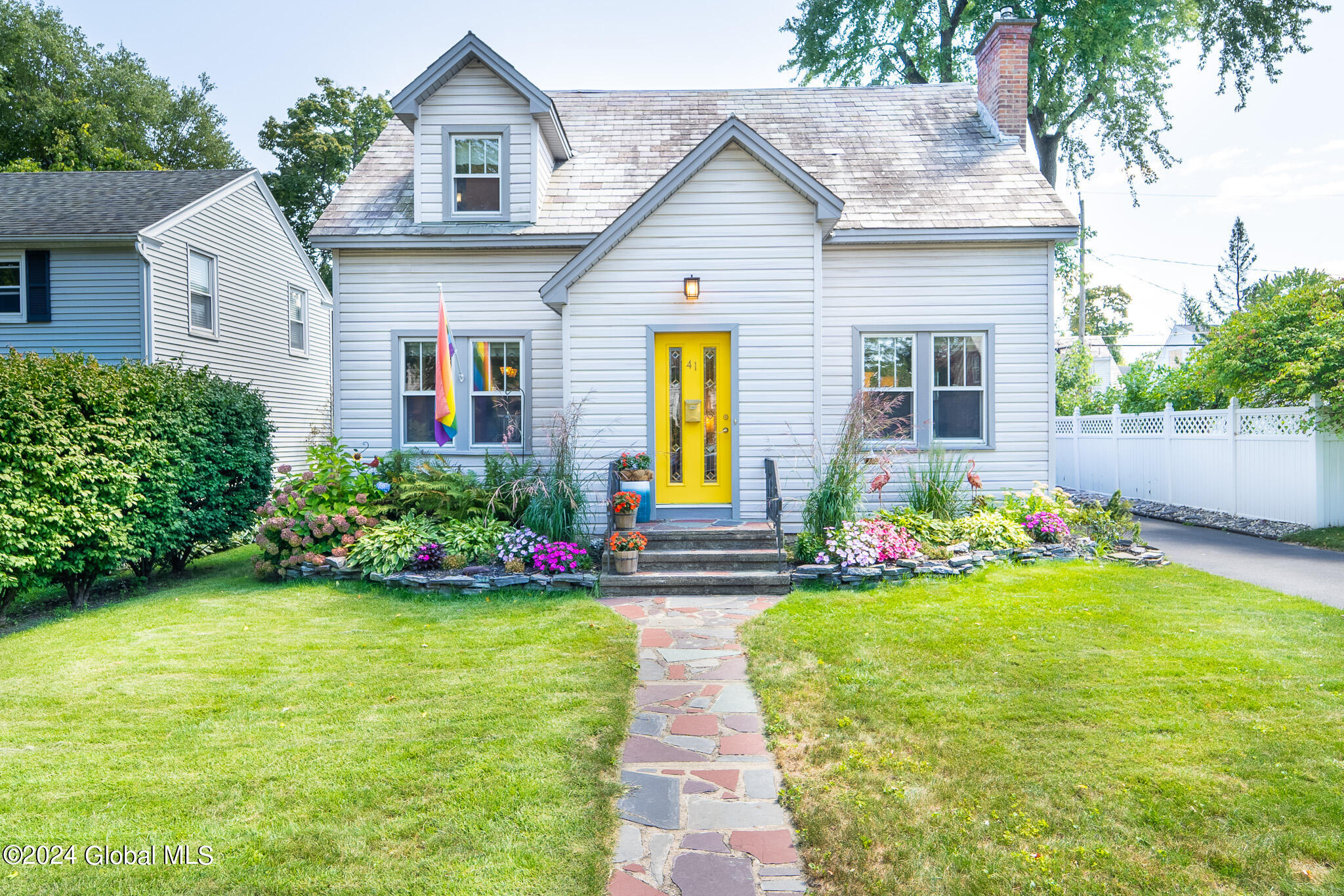 Van Buren St, Albany, NY 12206